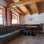 Mrak Lägenhet *